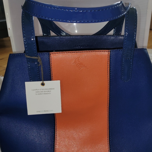 ONEODDBIRD The Lorikeet Saffiano Leather Handbag Navy/Orange, BENEFITS AUTISM - Picture 5 of 9